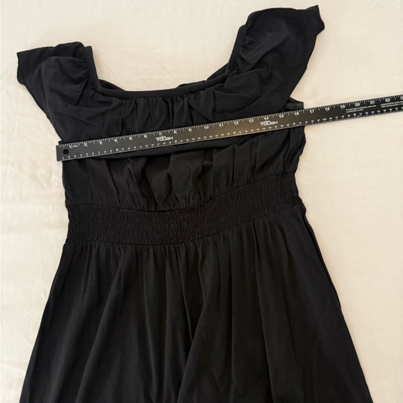 Old Navy Black Off Shoulder Maxi Dress Smocked Waist Pockets - Size L - Picture 3 of 6